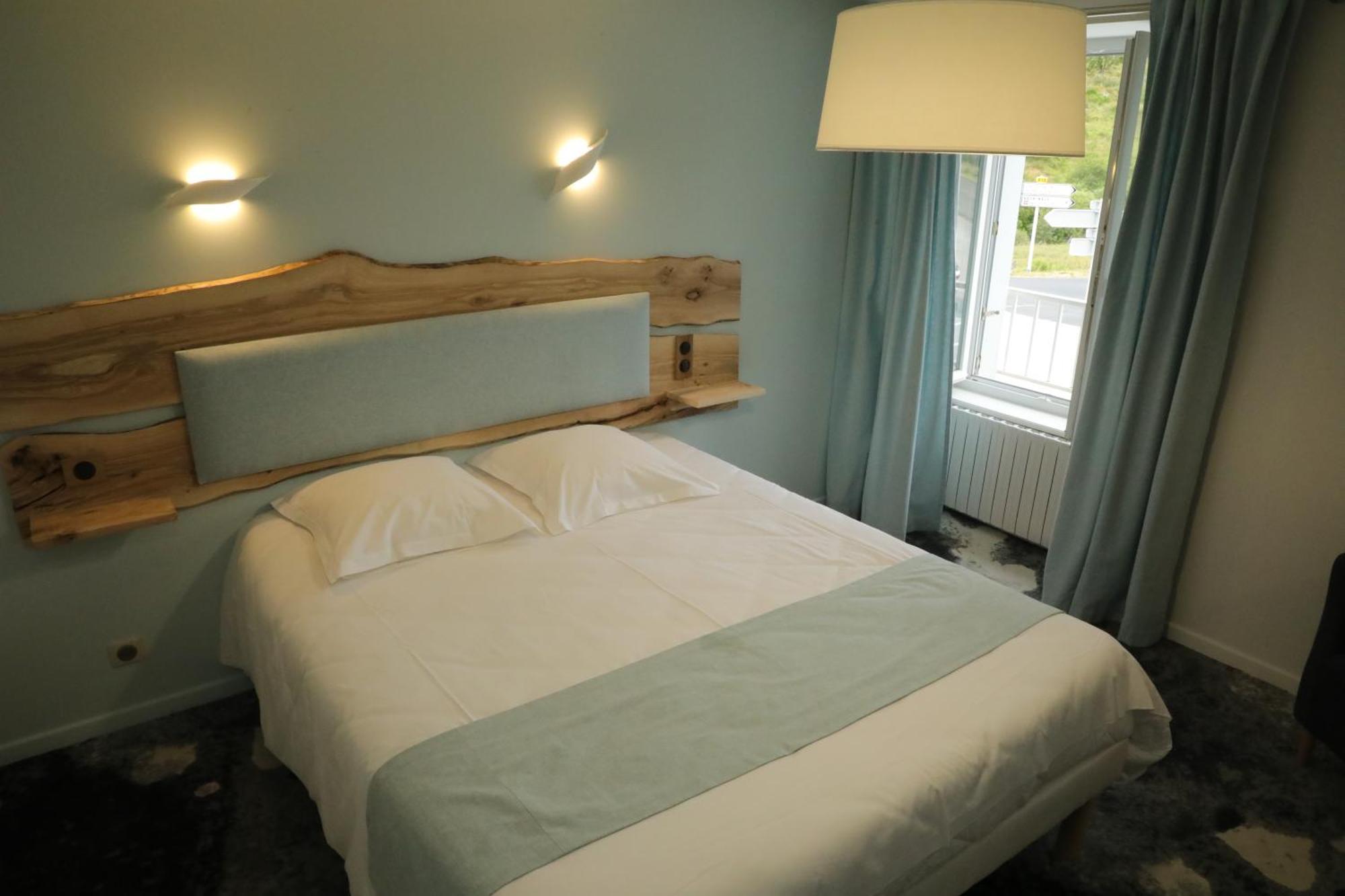Le Relais De L'Aubrac Hotel Nasbinals Buitenkant foto