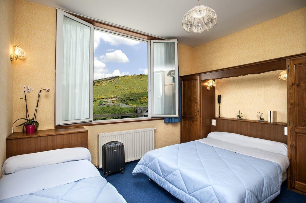 Le Relais De L'Aubrac Hotel Nasbinals Buitenkant foto